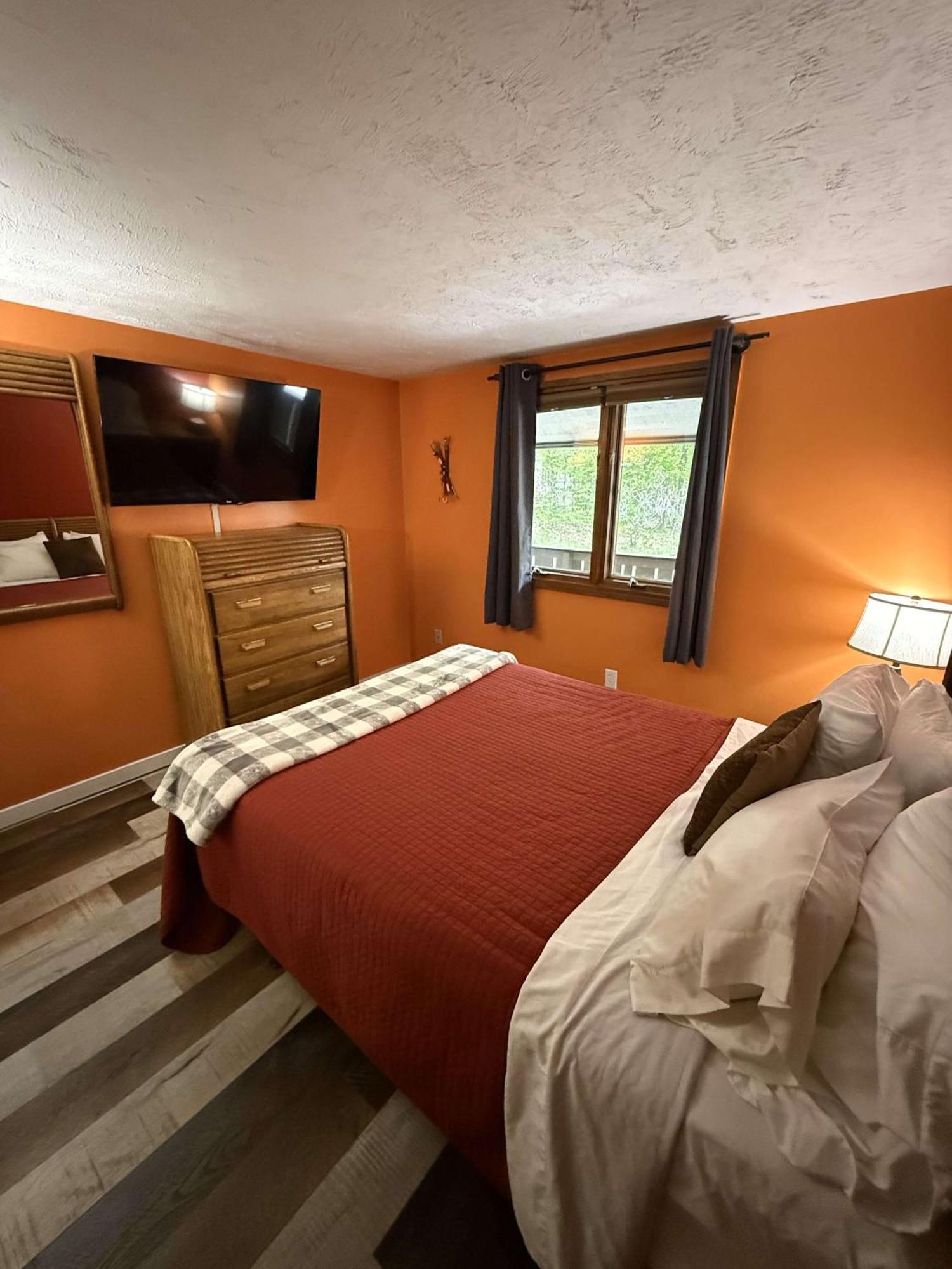Boyne Mountain Condo -Sleeps 12 Boyne Falls Zewnętrze zdjęcie